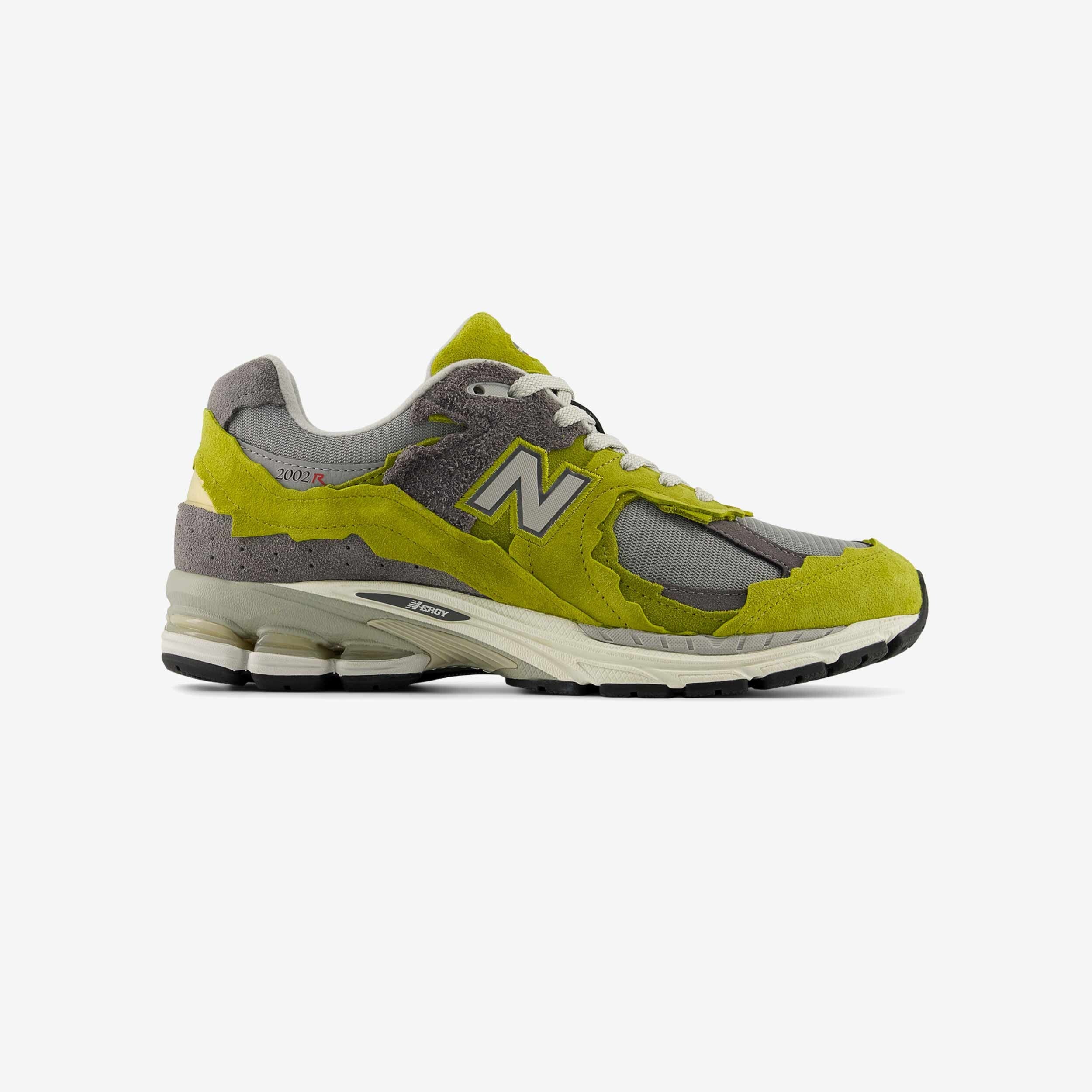 New Balance 2002R